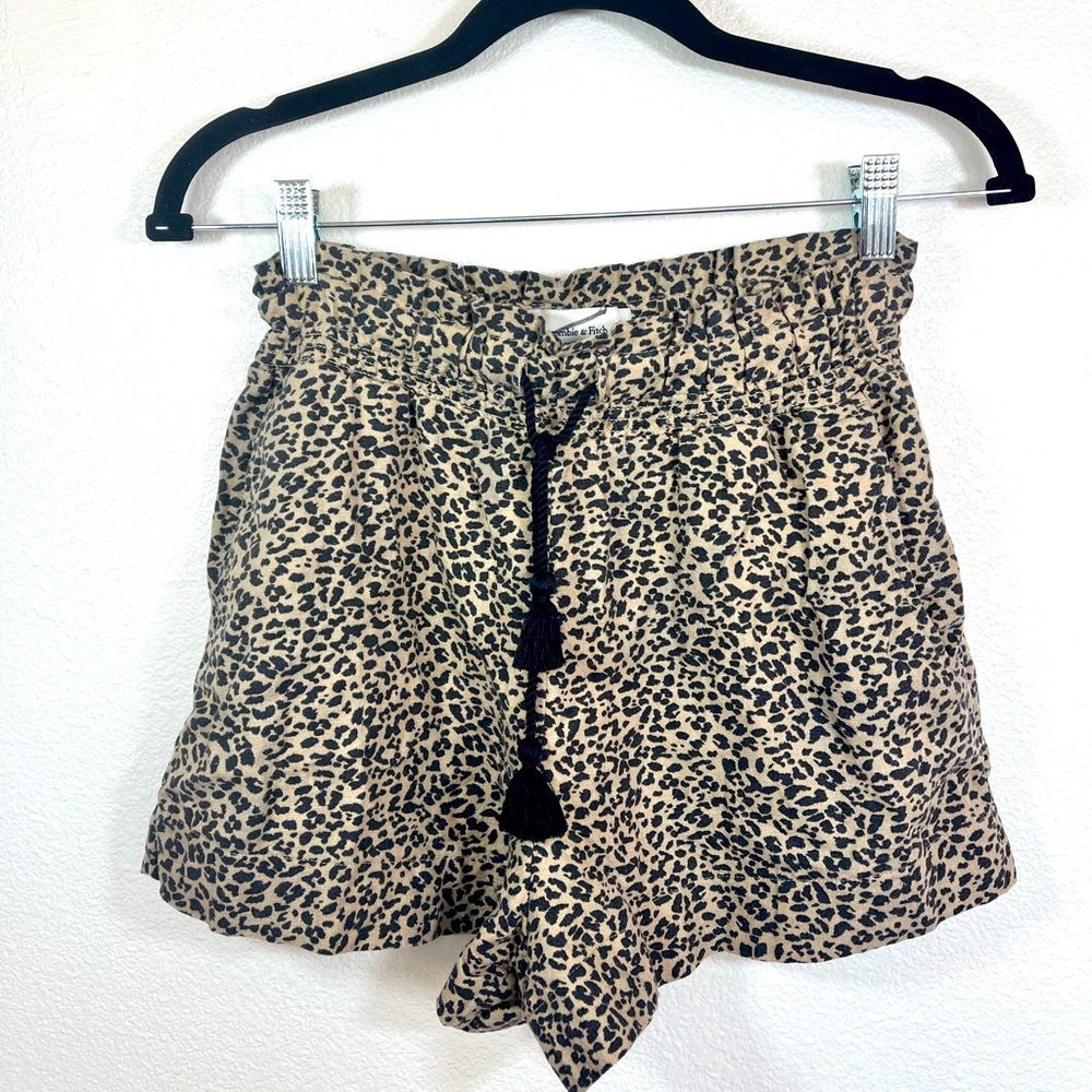 Abercrombie and Fitch Hi-Rise Leopard Print Flowy Pull On Shorts SZ XS